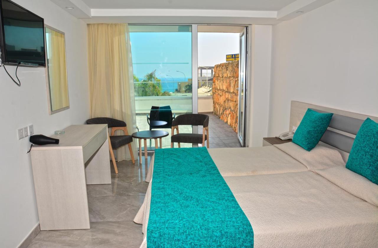 Melini Hotel Suites Protaras Extérieur photo